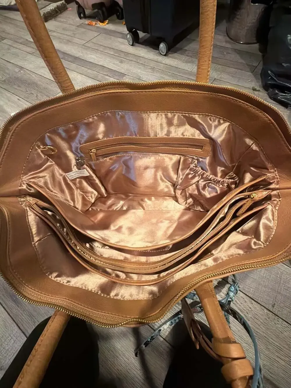 JOY & IMAN Genuine Leather Multi-Pocket Satchel Tote Bag